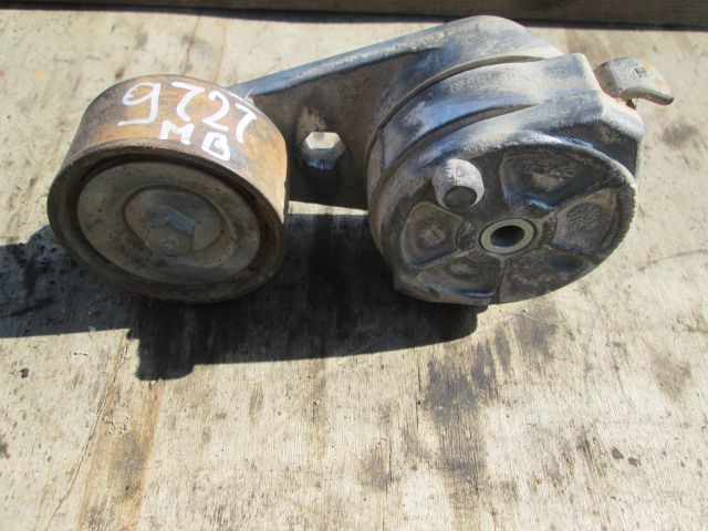 29727 ролик натяжитель ремня Мерседес Актрос 5412001570 4143 самосвал 8x4